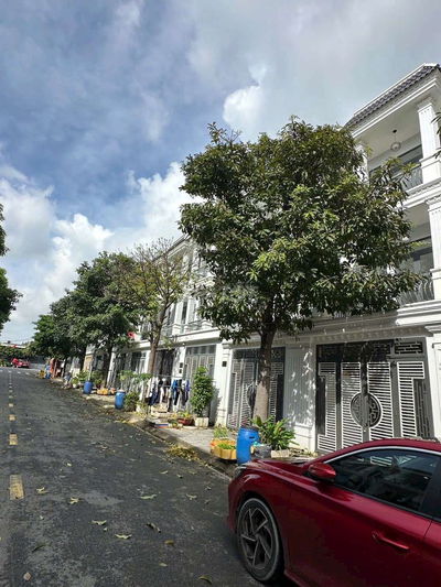 Cho thủe nhà full nội thất gần vòng xoay an phú