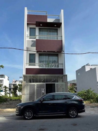 CHO THUÊ NHÀ MỚI ĐẸP VCN PHƯỚC LONG CÓ THIẾT KẾ VĂN PHÒNG GIÁ 20 TRIỆU
