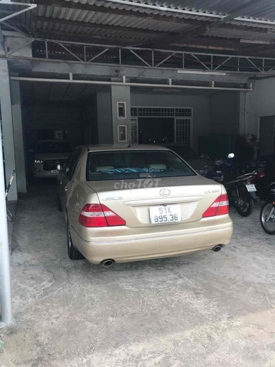 BÁN GẤP GIÁ RẺ 4,5 tỉ 2 CĂN MT !!! ĐANG CHO THUÊ 10tr /THÁNG !!!