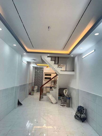 Nhà mới ra lò 3ty tl 3,5x13m đúc 1 trệt 1 lầu ST 2pn 2wc