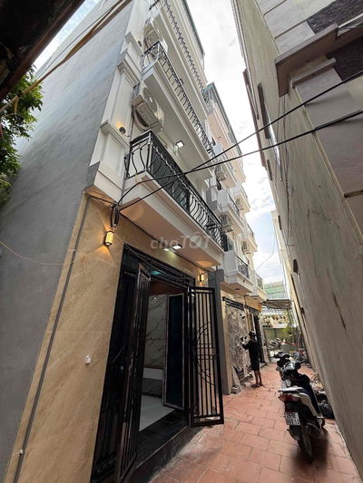 🏠 Nhà 5 tầng tại Đông La Gần KĐT Đô Nghĩa, Đại học Phenikaa