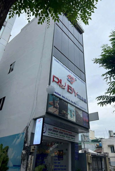 VĂN PHÒNG MẶT TIỀN TRƯỜNG SƠN KHU SÂN BAY 25M2 GIÁ 4,5TRIỆU CÓ BÀN GHẾ