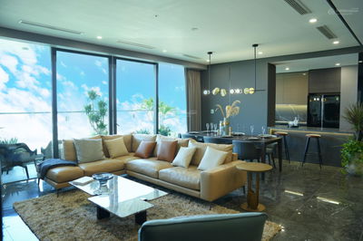 Căn hàng hiệu tại Ciputra ban công sân vườn 30-52m2, gần công viên 65ha, tiện ích 5* giá 100tr/m2