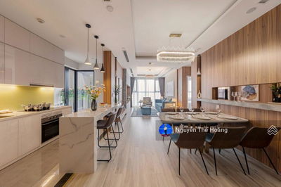 Gia đình tôi có việc, cần nhượng gấp lại 2 căn 144m2 và 2 căn 161m2, giá 125tr/m2 và 145tr/m2.