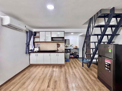 Duplex tách bếp 7 cửa sổ trời