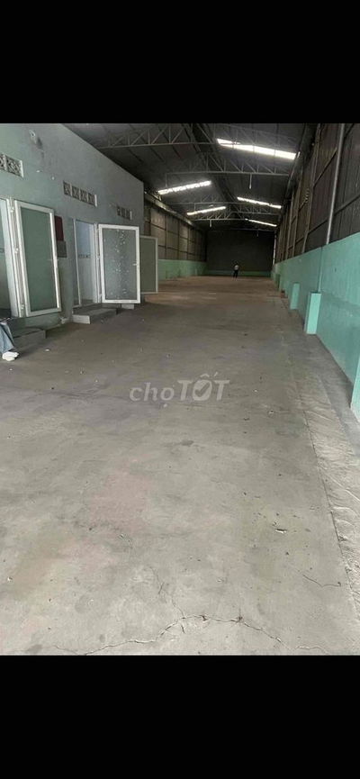 CHO THỦE XƯỞNG UYÊN HƯNG TÂN UYÊN 700m2