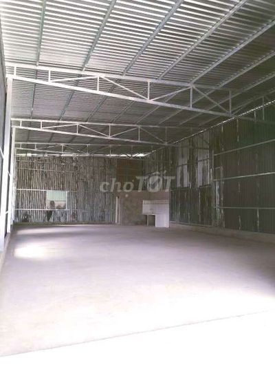 Xưởng 250m2 - 7tr - Vĩnh Lộc A