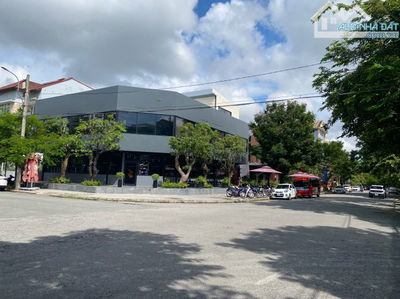 Cho Thuê Mặt Bằng 400M2 Hai Mặt Tiền Vỹ Dạ Sát Ngay Phạm Văn Đồng
