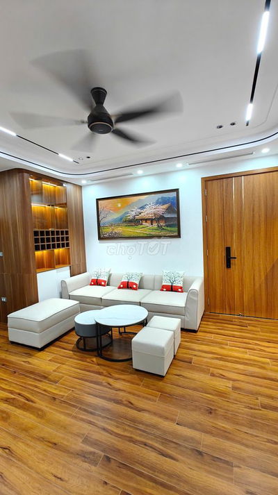 Chính chủ cần bán gấp căn hộ chung cư 100 m2,3 PN tòa CT1.1 Mễ Trì Hạ