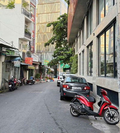 Thật100% Hẻm 8m 6x15m. 73m2. 4 lầu Công viên Gia Định Hoàng Minh Giám