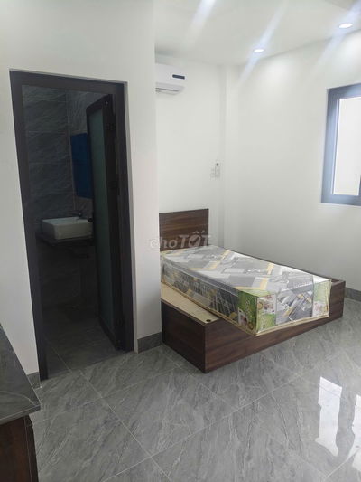 Cho thuê nhiều phòng , căn hộ dịch vụ ,khu vực cát lái q2 , đại họcUMT