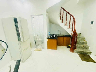 Bán nhà ngõ Lệnh Cư 17m 4 tầng 1 ngoặt ra phố giá 4.95 tỷ