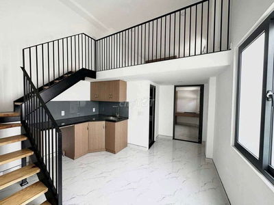 Cho thuê căn hộ Duplex đầy đủ nội thất ngay cạnh Phạm Văn Đồng