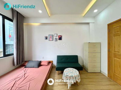 Studio full nội thất có bancol siêu xịn sò gần Ngã Tư Bốn Xã