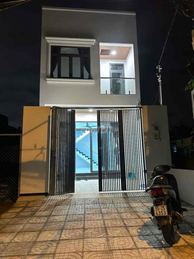 CHO THUÊ NHÀ NGUYÊN CĂN MỚI XÂY 100% 4 PHÒNG NGỦ NGAY LÊ VĂN LƯƠNG