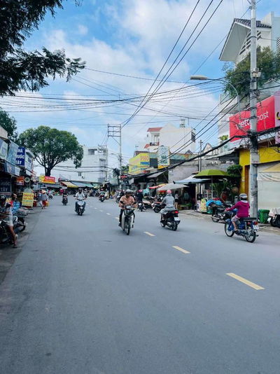 Bán nhà Mặt tiền Đ.Trần Thị Cờ,đoạn gần chợ buôn bán sầm uất