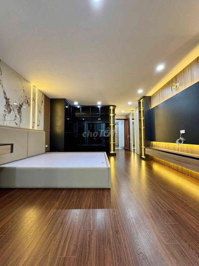 Lô góc Kiến Hưng 5T 36m 6 tỷ 2 mặt thoáng sáng tự nhiên ,đầy đủ nội th