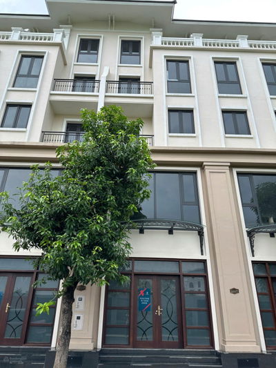 Chính chủ cần bán liền kề cạnh chung cư căn Vịnh Tây 2 - 128, Vinhomes Ocean Park 3 - Văn Giang
