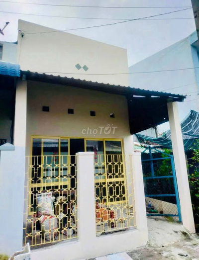 Bán gấp căn nhà Đ.Tân Hiệp 18 - hóc môn - 80m2 - SHR - 1 tỷ 050 Triệu