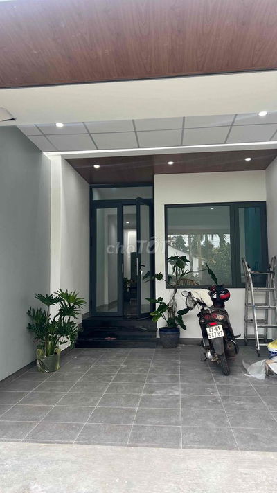 Cần bán gấp nhà hẻm 53 Lê Duẩn cách ngã 6 chỉ 1,5km