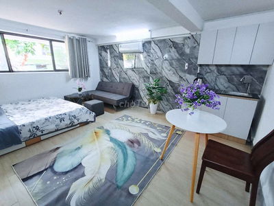 Phòng 35m2 Siêu đẹp thoáng full nội thất mới, free xe, máy giặt...HOTT