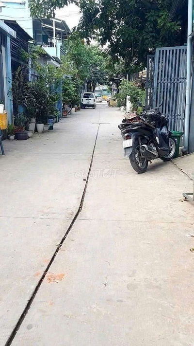 Nhà 2/ Lê Thị Ngay, Vĩnh lộc A 1 lầu 4x11m 1 tỷ 650tr BL shcc KDCVL