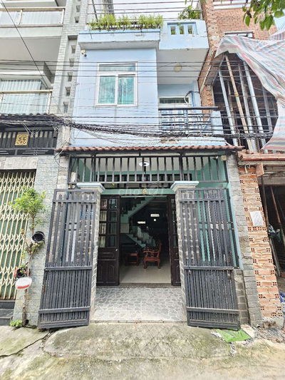 Nhà phố gần chợ Xóm Nghèo và Vincom550 Dĩ An