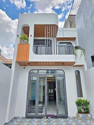 BÁN CĂN NHÀ SỔ HỒNG RIÊNG FULL THỔ CƯ MỚI HOÀN THIỆN CHỈ 400 TR