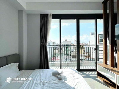 Siêu Phẩm Căn Hộ Cho Thuê Ban Công Tách Bếp Full Nội Thất Trung Tâm Q1
