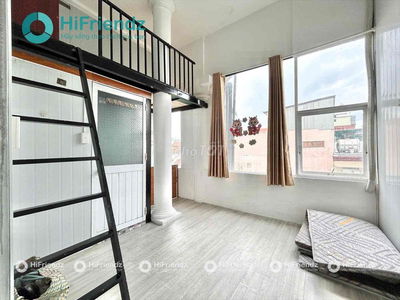 🔥PHÒNG GÁC CỬA SỔ TRỜI GIÁ RẺ NGAY TRUNG TÂM THANG MÁY HẦM XE