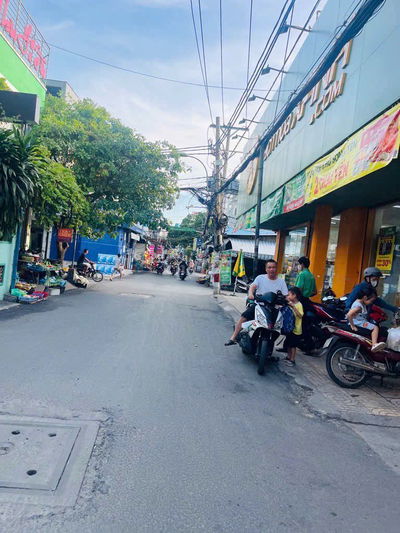 NHÀ KẾT CẤU CHẮC CHẮN – BTCT 2 TẤM – KẾ CẠNH CÔNG VIÊN LÀNG HOA GÒ VẤP