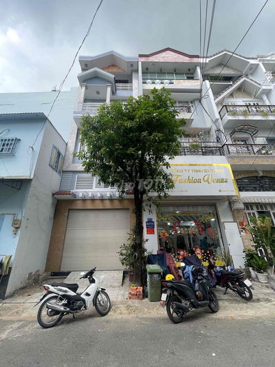 Giá Thuê : 18triệu /1 tháng trực tiếp chủ  Cho Thuê Nhà Phố Liền Kề Đư