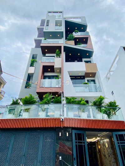 bán nhà SIÊU PHẨM TUYỆT ĐẸP, ĐƯỜNG 10M THÔNG Ô TÔ XE TẢI, KHU VÍP