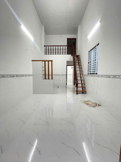 Nhà mới 100% 2 phòng Gần Chợ Cầu Ván chỉ 3,5tr