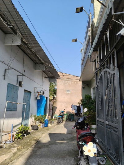 CHỦ NGỘP CẦN BÁN NHÀ GẤP ĐƯỜNG NGUYỄN XIỄN 74M2 GIÁ 4 TỶ 1.