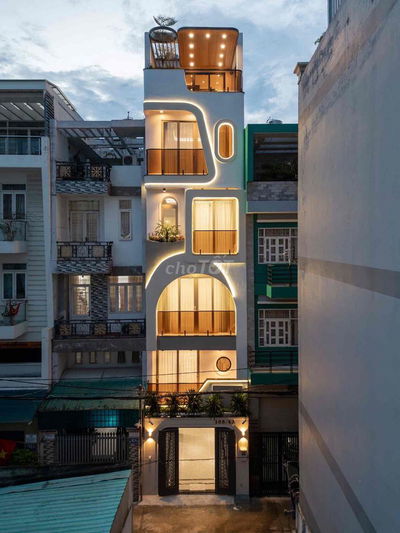 Bán nhà phố mới xây 1/ Nguyễn Văn Khối DT:4x17 1 lững 3 lầu ST Full NT