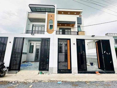Nhà Sổ Hồng Riêng Mặt Tiền Đường Thông Chỉ 1 tỷ 5 là đã sở hữu