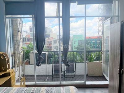 Căn Hộ Dịch Vụ, 1 PN Riêng Biệt, Ban Công View Công Viên, Ngay CMT8
