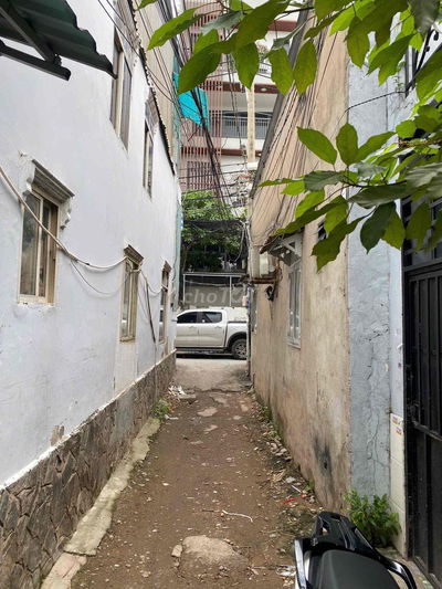 LÔ NHÌ HẺM Ô TÔ 42m2- CẠNH LOTTE -  2 TẦNG HOÀN CÔNG – CHỈ NHỈNH 3 TỶ