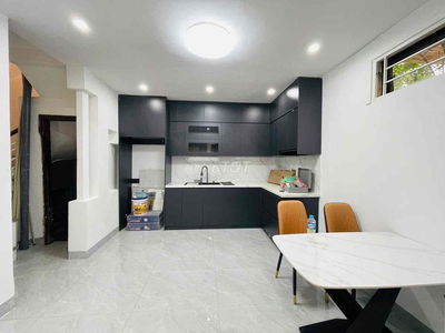 Giá Siêu Rẻ! Nhà Đội Cấn , mặt tiền 5m, mặt ngõ xe ba gác, vài bước ra