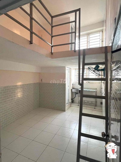 Phòng Mới - Gác 2m đúc- Ngay Âu Cơ - VHU