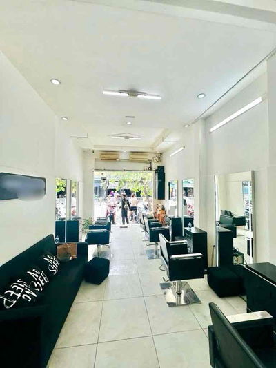 NHÀ VỊ TRÍ ĐẸP - XEM LÀ MÊ - MUA LÀ THÍCH - VỪA Ở VỪA KINH DOANH - 578