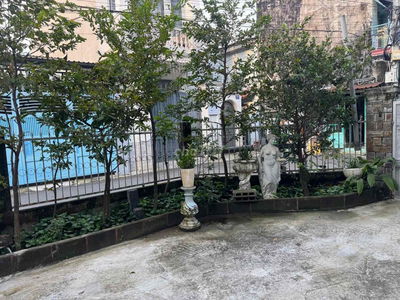 BÁN NHÀ 230m2 9,2x25m ĐN P Bình trưng đông quận 2 sổ hồng