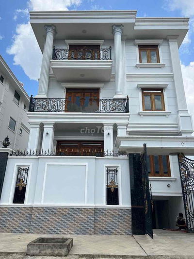 Biệt thự 15x28 hầm 2 lầu 8pn 7wc gần Liên Phường, Global city