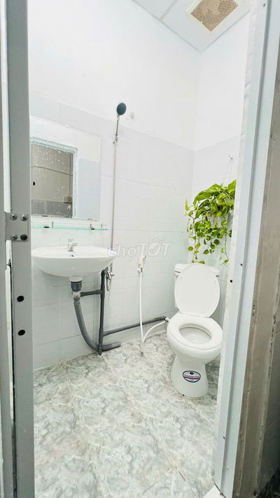 Chính Chủ Cần Cho Thuê Phòng Căn Hộ DV mới, Đầy Đủ Nội Thất, Tiện Ích