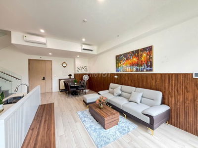 CHO THUÊ DUPLEX 145m²TẠI MASTERI CENTRE POINT CĂN HỘ SIÊU HOT, VIEW