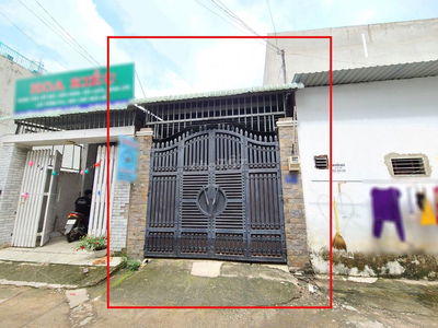 [Gấp] Bán nhà C4 4x25 HXH Lò Lu ngay Vinhomes Grandpark Chỉ 1 phút