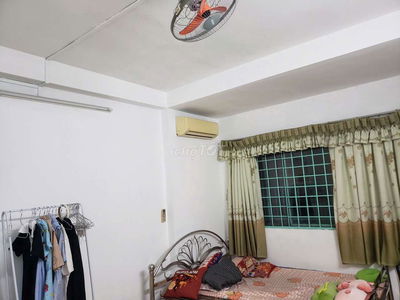 Căn chung cư mặt tiền đường Tản Đà, 63m2 ,2pn