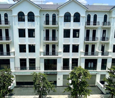 Bán nhà phố liền kề 144m2. Giá *** 23 tỷ tại Vinhomes Grand Park