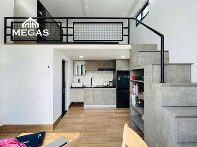 Duplex Ban Công tại Dương Quảng Hàm